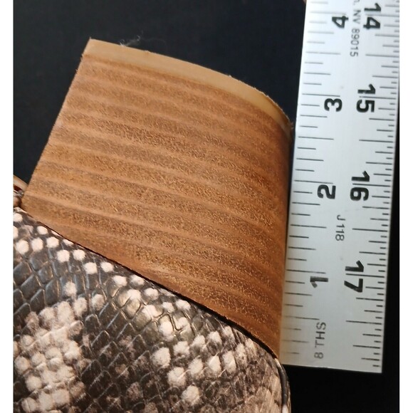 Carlos by Carlos Santana Lydia Ankle Boot Natural Snake Faux Leather Women's 7 - Picture 12 of 14